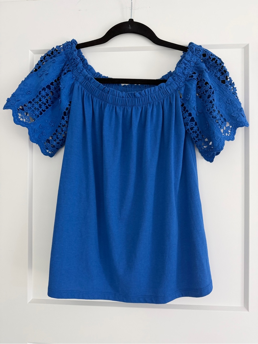 NWT Lilly Pulitzer Fayette Off-Shoulder Eyelet Sleeve Blue Women's Top, Small